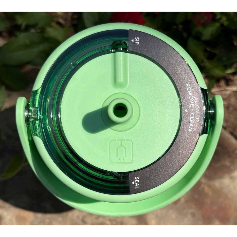 Brumate RESA 35oz Straw Tumbler, KIWI - Picture 3 of 5